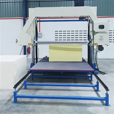 Màquina automàtica de tall d'escuma horitzontal